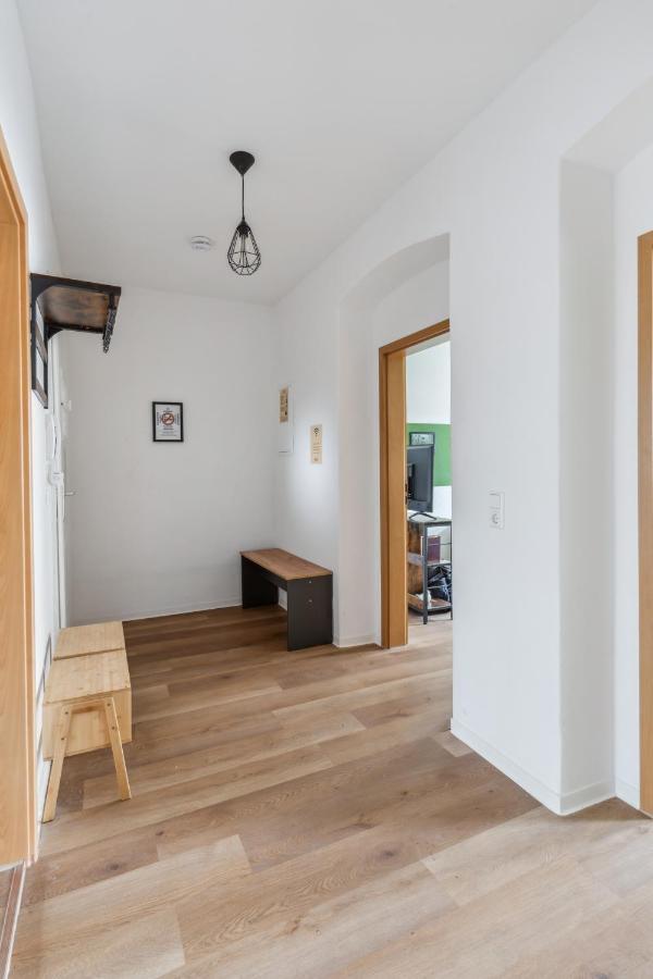 Salihomes/Max Apartment/5Pax/Modern Eingerichtet/Voll Ausgestattet Kueche Markranstädt Esterno foto